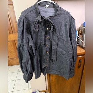 Women’s Tie-Neck Button Front Shirt